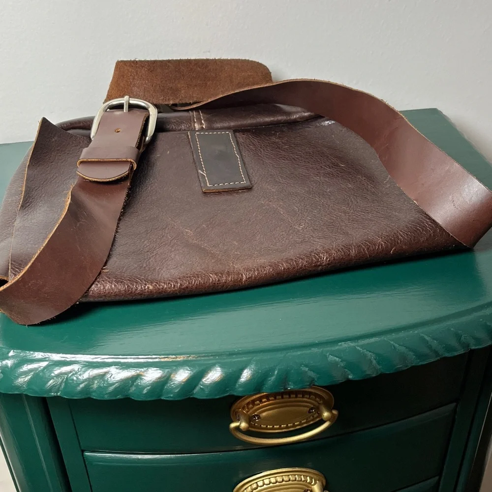 Brandolini Boston MA USA Vintage Rare Brown Genuine Leather‎ Messenger Bag